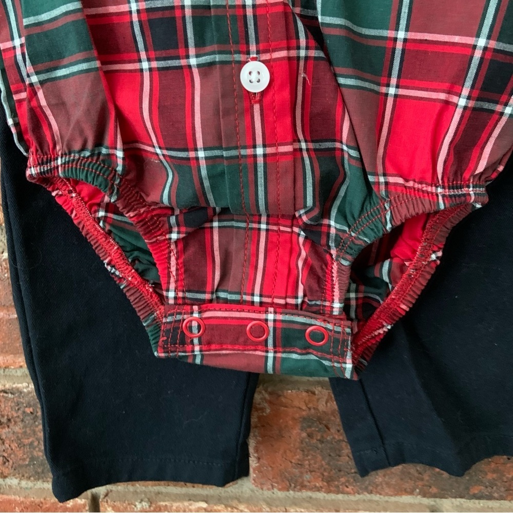 Carter’s Red & Green Plaid Bow tie Outfit Set - Picture 7 of 8